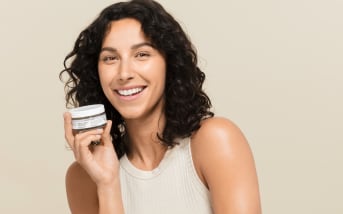 Quale trattamento per la cura dei capelli scegliere?
