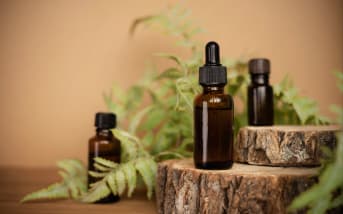 Huiles essentielles contre le rhume, le nez qui coule et le nez bouché : lesquelles choisir ?